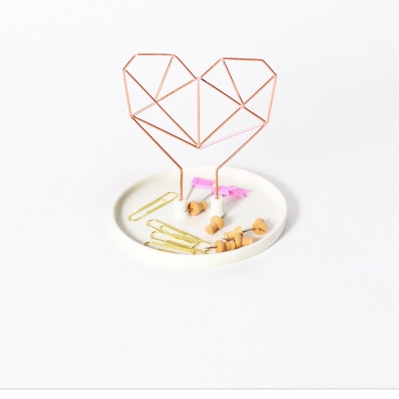 Coxet wire heart ceramic jewelry holder - NWT - Picture 1 of 7
